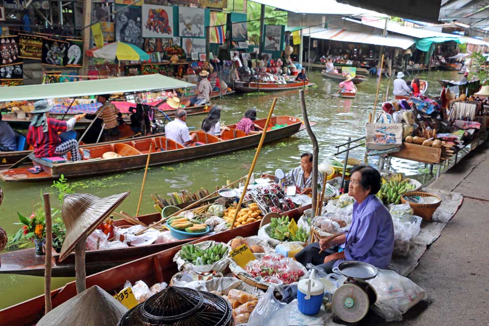Thailand Amphawa floating market